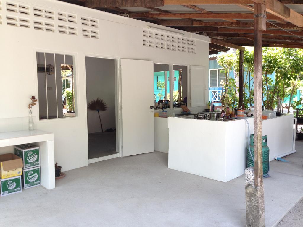 Sea Gate Beach Resort Thongsala Exterior photo